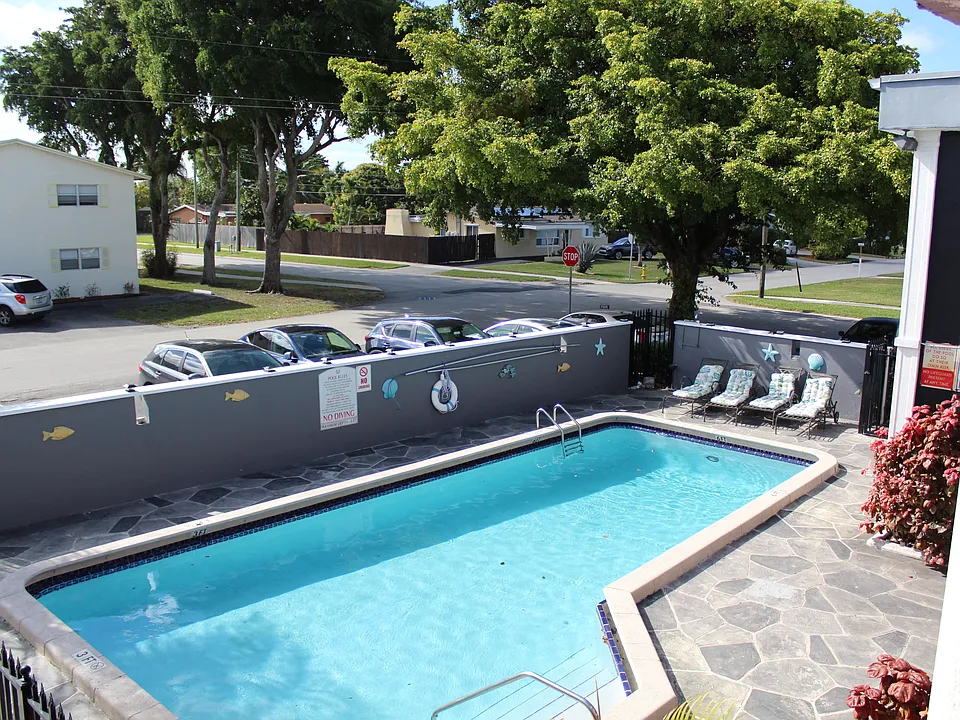 Tropical View Apartments