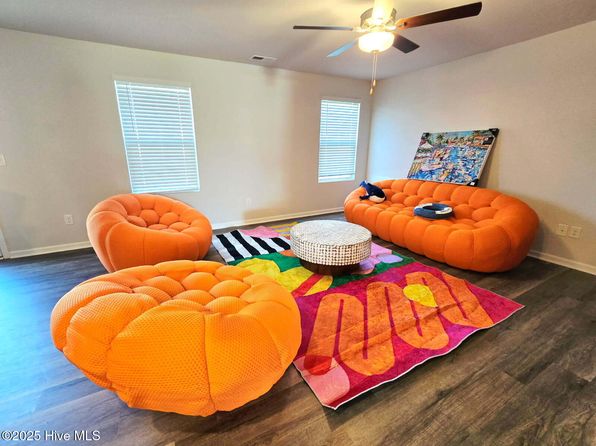 4917 Abbington Oaks Way SE