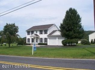 1 Strawberry Ln, Danville, PA 17821