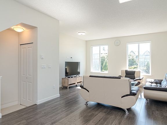 4th image of 10735 84th Ave #60