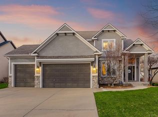 24012 Saint Andrews Ct, Paola, KS 66071