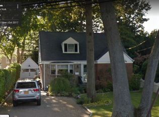 201 Park Ave, Merrick, NY 11566