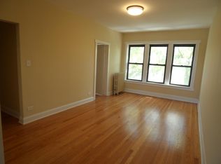 6402 N Hermitage Ave APT 3, Chicago, IL 60626