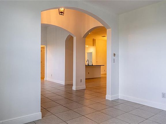 4th image of 1617 NW 31st PL
