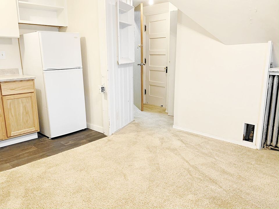 Castle Court Apartments Midtown 3706 Jones St Omaha NE Zillow