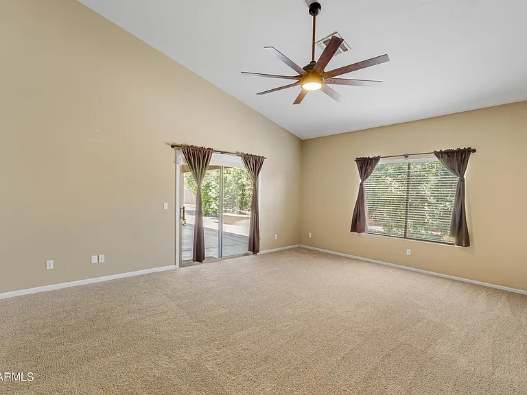 4335 E Fox Cir — Photo 37