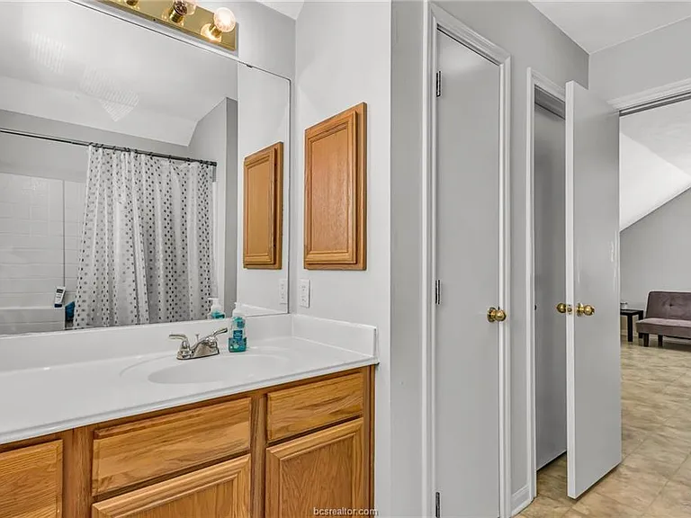 2411 Pintail Loop — Photo 17