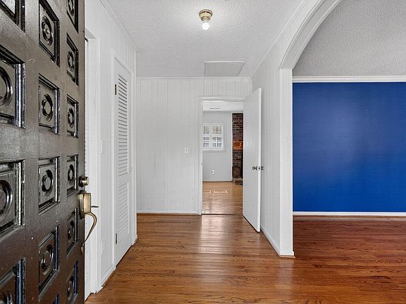 4th image of 1030 State St