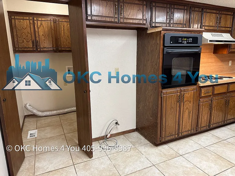 1109 Summerton Pl — Photo 6