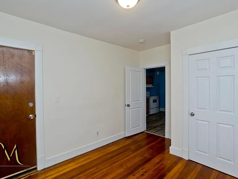 638 Belmont Ave #1L — Photo 10