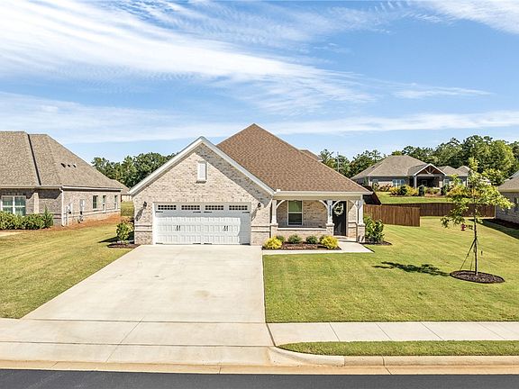 3rd image of 2213 Beckwith Ln