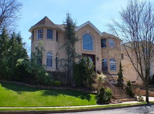 6 Morton St, Staten Island, NY 10306
