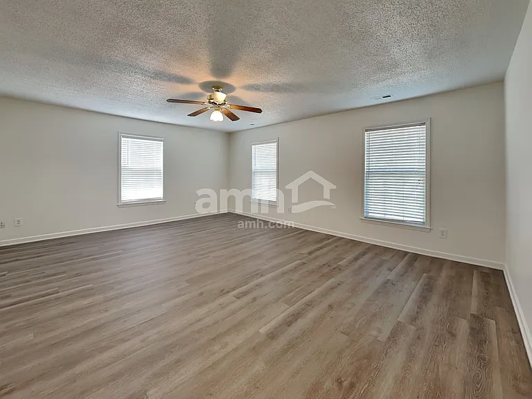 1407 Hyalyn Springs Ct — Photo 18