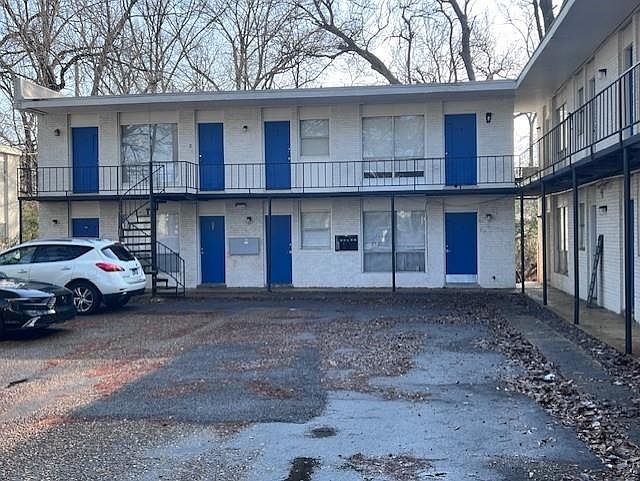 1st image of 600 Patterson St