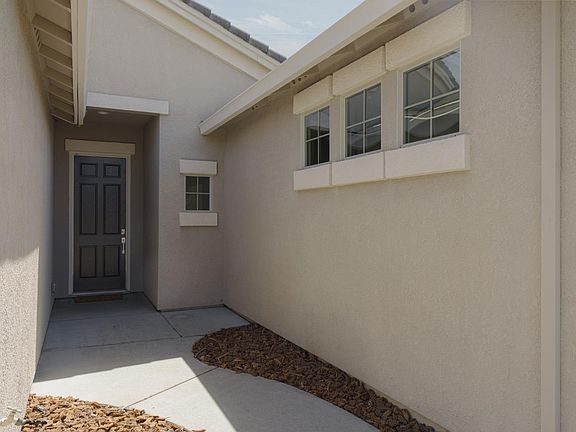 4th image of 2165 Monument Dr