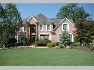 200 Hamilton Way, Roswell, GA 30075