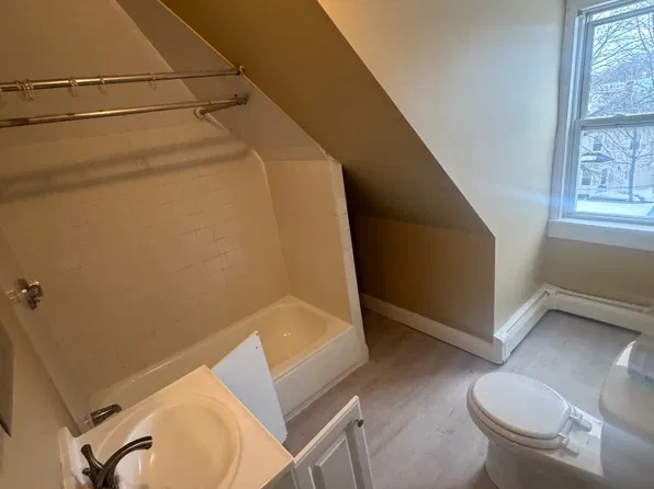 94 Thetford Ave, Dorchester Center, MA