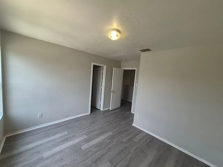 4526 Safe Hbr — Photo 21