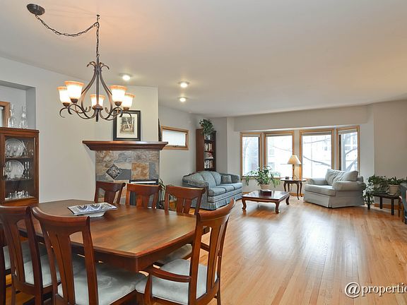 Living Room/Dining Room