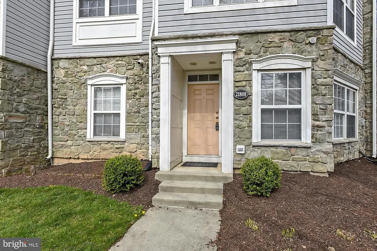 Building Photo - 21808 Petworth Ct