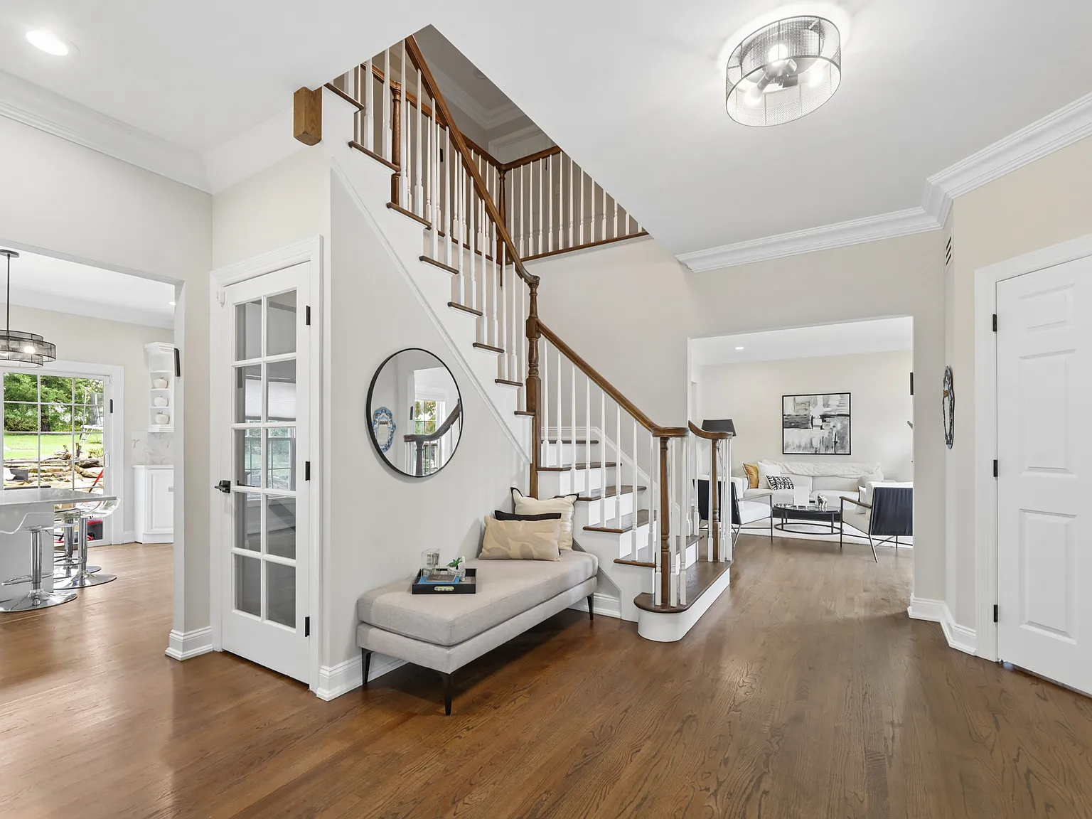 4 bed, 3.5 bath, $6,900 — Photo 3