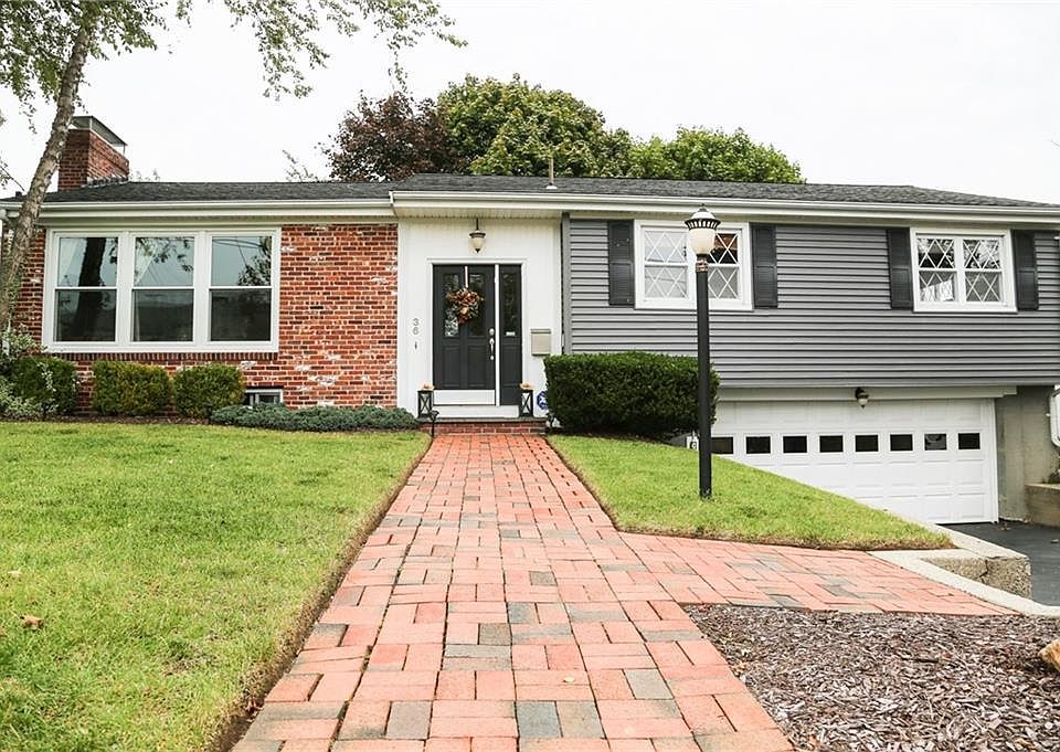 1st image of 36 Hollins Dr