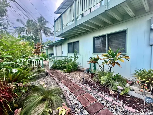 758 Kanaha St #A, Kailua, HI 96734
