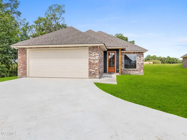 120 Horizon Ln, Lafayette, LA 70507