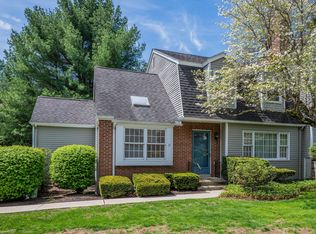 31 Woodbury Hl #31, Woodbury, CT 06798