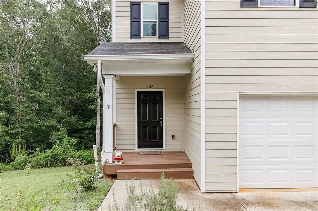 4 bed, 2.5 bath, 1710 sqft, $2,250 — Photo 4