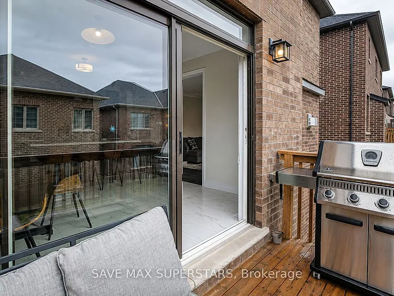 4 Sweet Cicely St — Photo 41