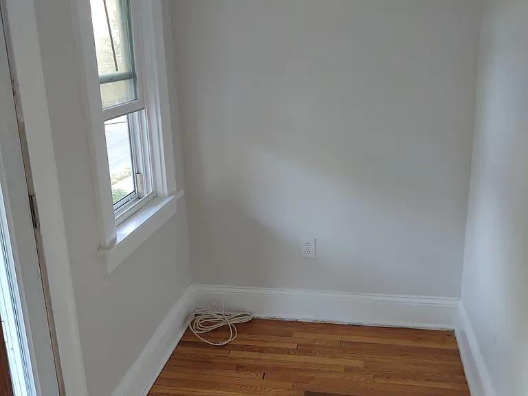 224 S Allen St — Photo 10