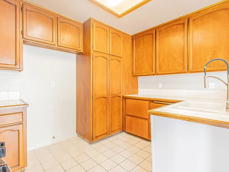 15809 Francisquito Ave #4 — Photo 40