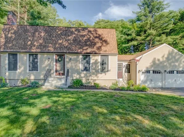 80 Lamplight Drive, Berlin, CT 06037