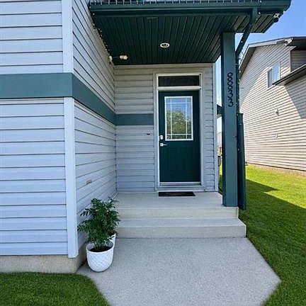 2nd image of 8833 N 67th Ave