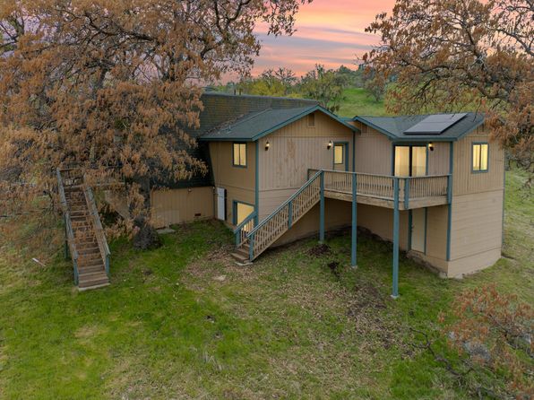 30301 Knight Ct, Tehachapi, CA 93561