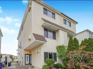 88 Green Valley Rd FLOOR 1, Staten Island, NY 10312