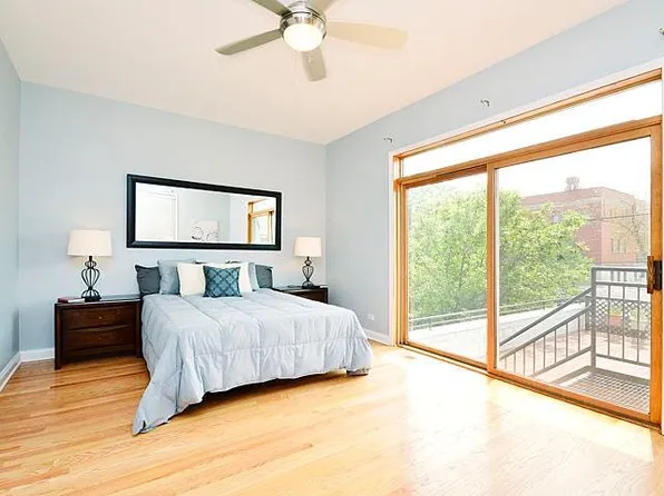 1901 W Huron St APT 2, Chicago, IL 60622