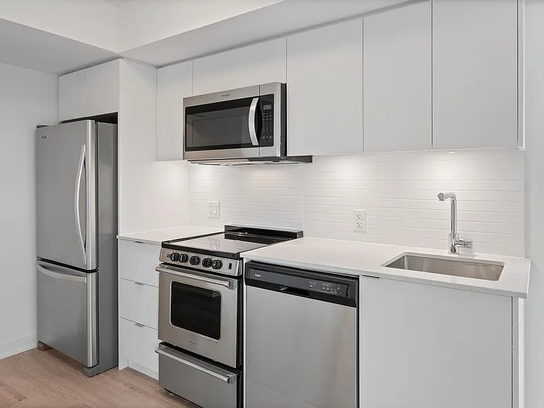 480 Wilson Ave — Photo 11