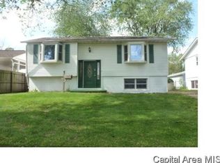 2213 S Stokebridge Rd, Springfield, IL 62702