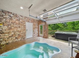 460 Alpine Mountain Way, Pigeon Forge, TN 37863