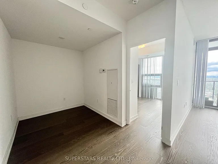 11 Wellesley St W #5806 — Photo 16