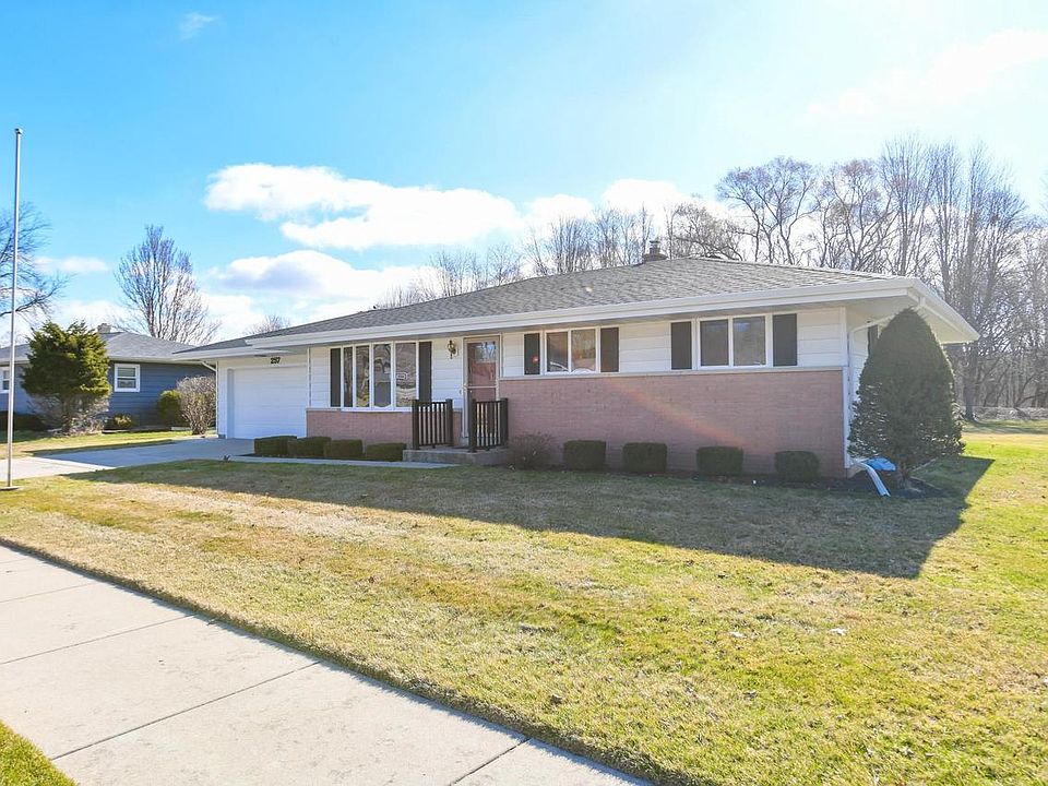 1st image of 257 Mohawk Road