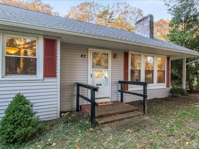 47-47R Medway St, Norfolk, MA, 02056