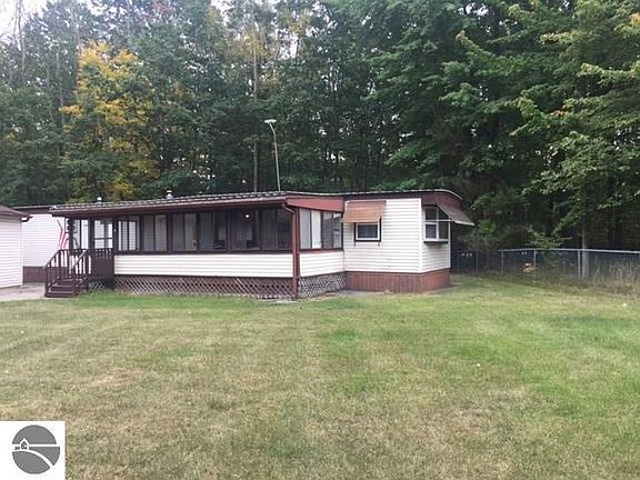 2nd image of 1029 Barcelona Dr