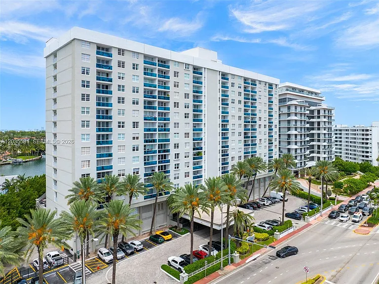 6770 Indian Creek Dr #Penthouse B — Photo 6