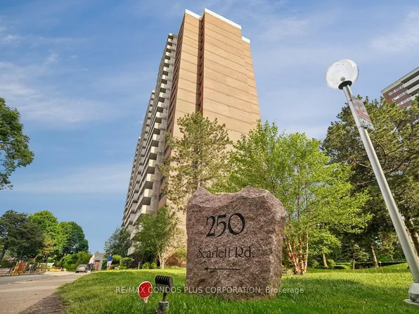 250 Scarlett Rd #1307, Toronto, ON M6N 4X5