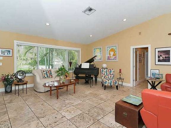 5th image of 7520 SW 137th St