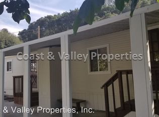 340 Echo Valley Rd, Salinas, CA 93907