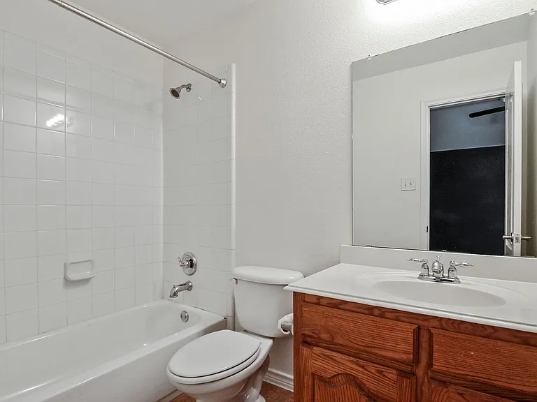 13463 Four Willows Dr — Photo 19